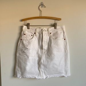 Levi’s Ribcage denim skirt